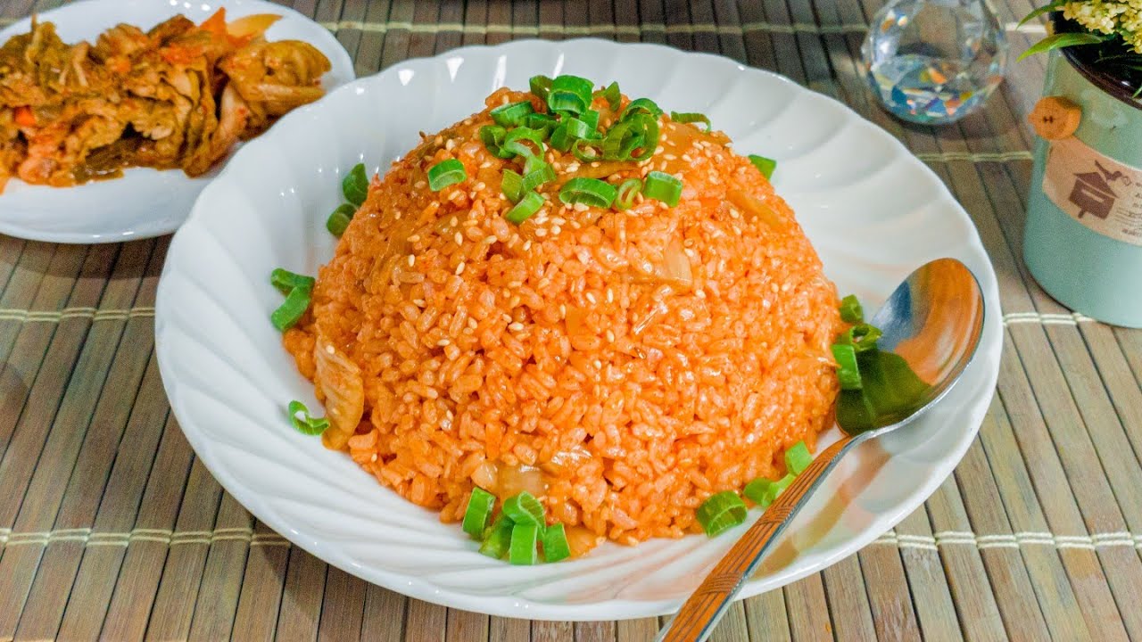 أفضل الأكلات الكورية|طريقة عمل ارز كيمشي مقلي